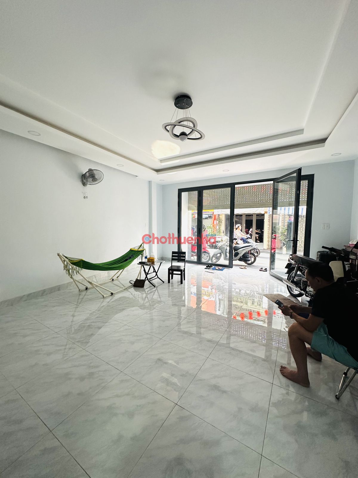 CHO THUÊ NHÀ MẶT TIỀN ĐƯỜNG SỐ 4 – PHƯỜNG 4, QUẬN 3 - BỀ NGANG 6.5X14