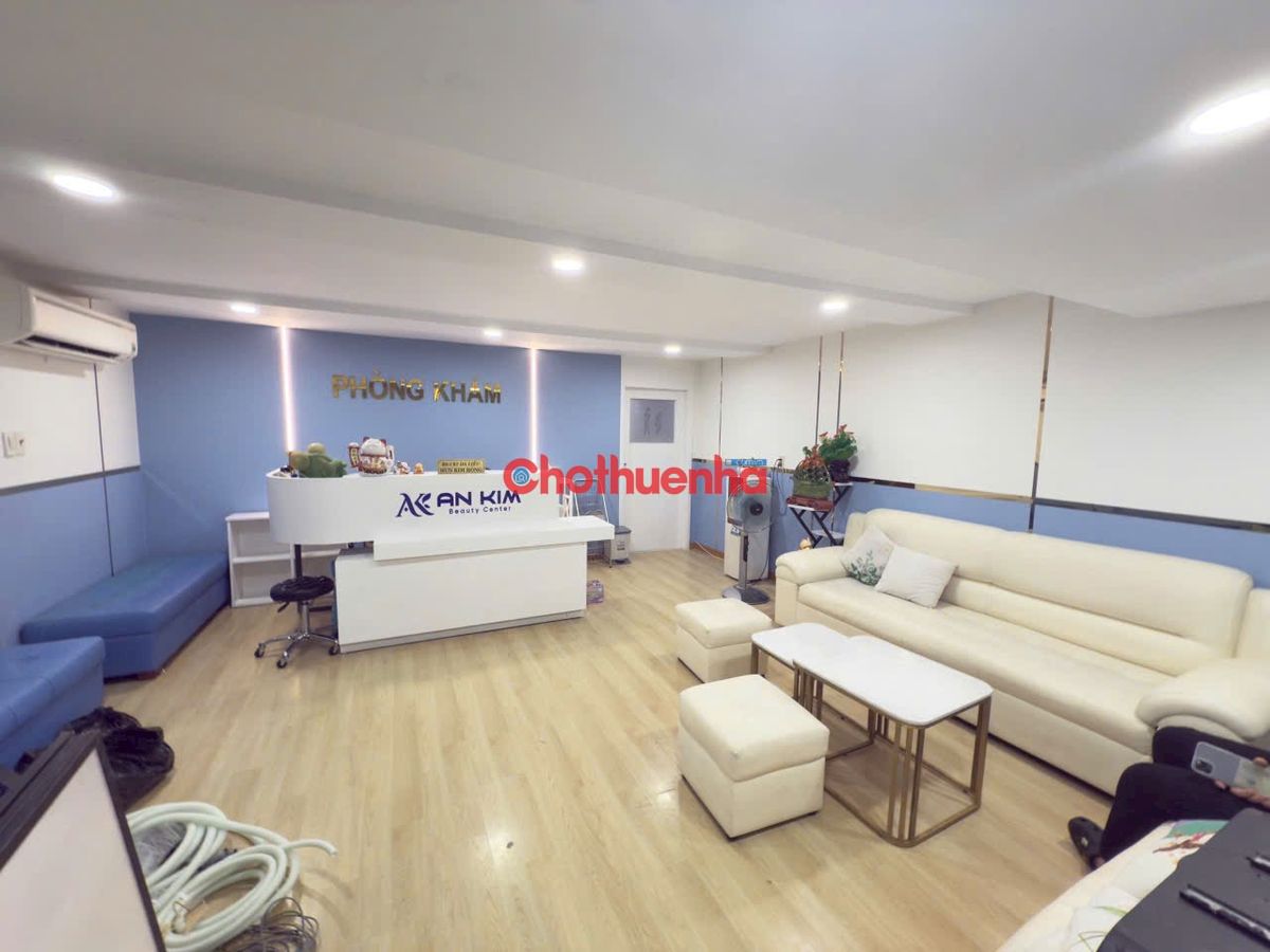 CHO THUÊ NHÀ NGUYÊN CĂN HẺM XE HƠI ĐƯỜNG LÊ ĐẠI HÀNH, QUẬN Q11. NGANG 10M
