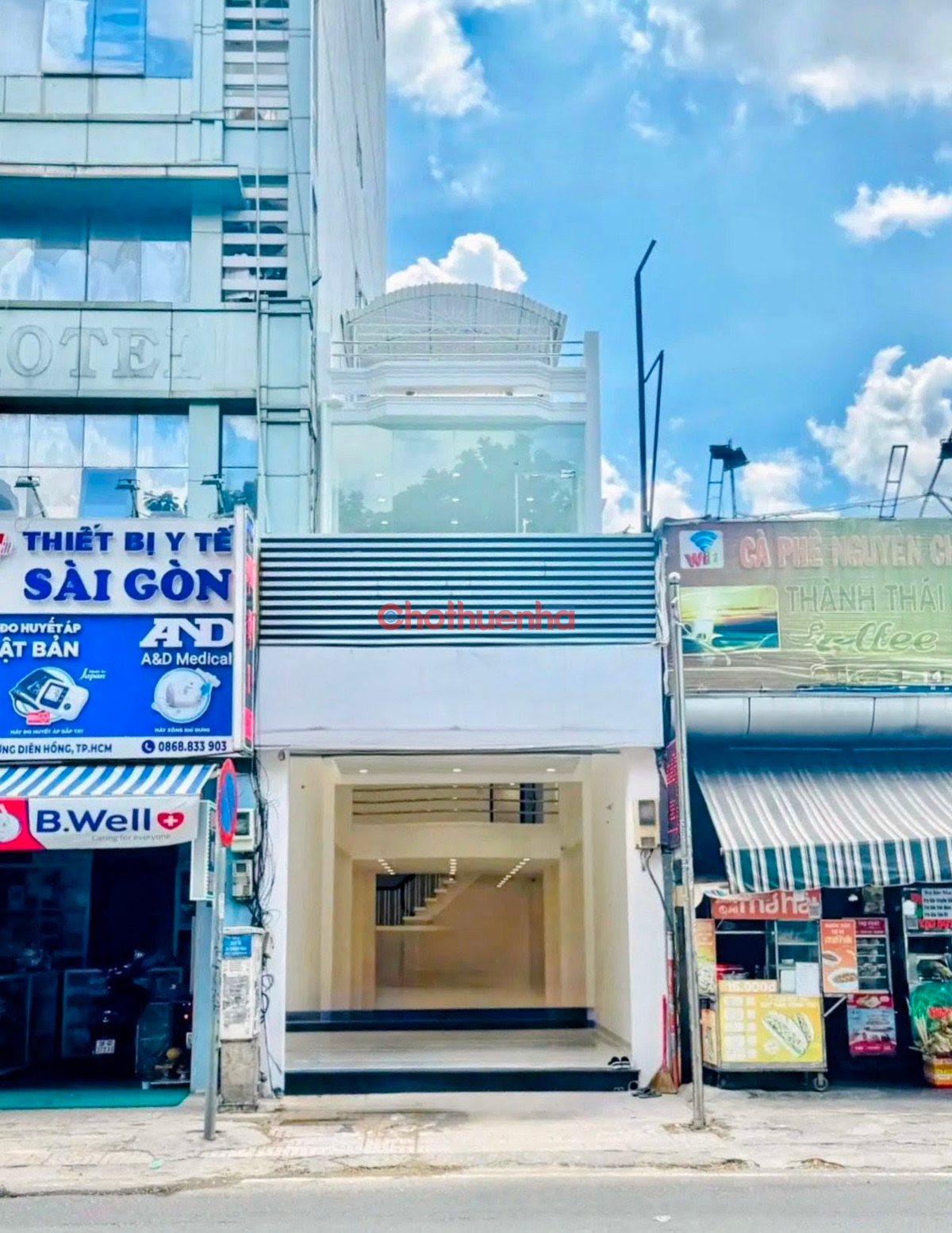 CHO THUÊ MẶT BẰNG ĐƯỜNG THÀNH THÁI, QUẬN 10 - 3 TẦNG SUỐT - SHOWROOM, PHÒNG KHÁM
