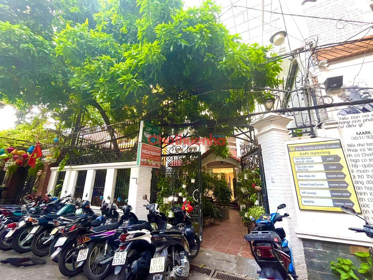 CHO THUÊ NHÀ HÀNG SÂN VƯỜN ĐIỆN BIÊN PHỦ QUẬN 3 – 260M², KHÔNG GIAN THOÁNG