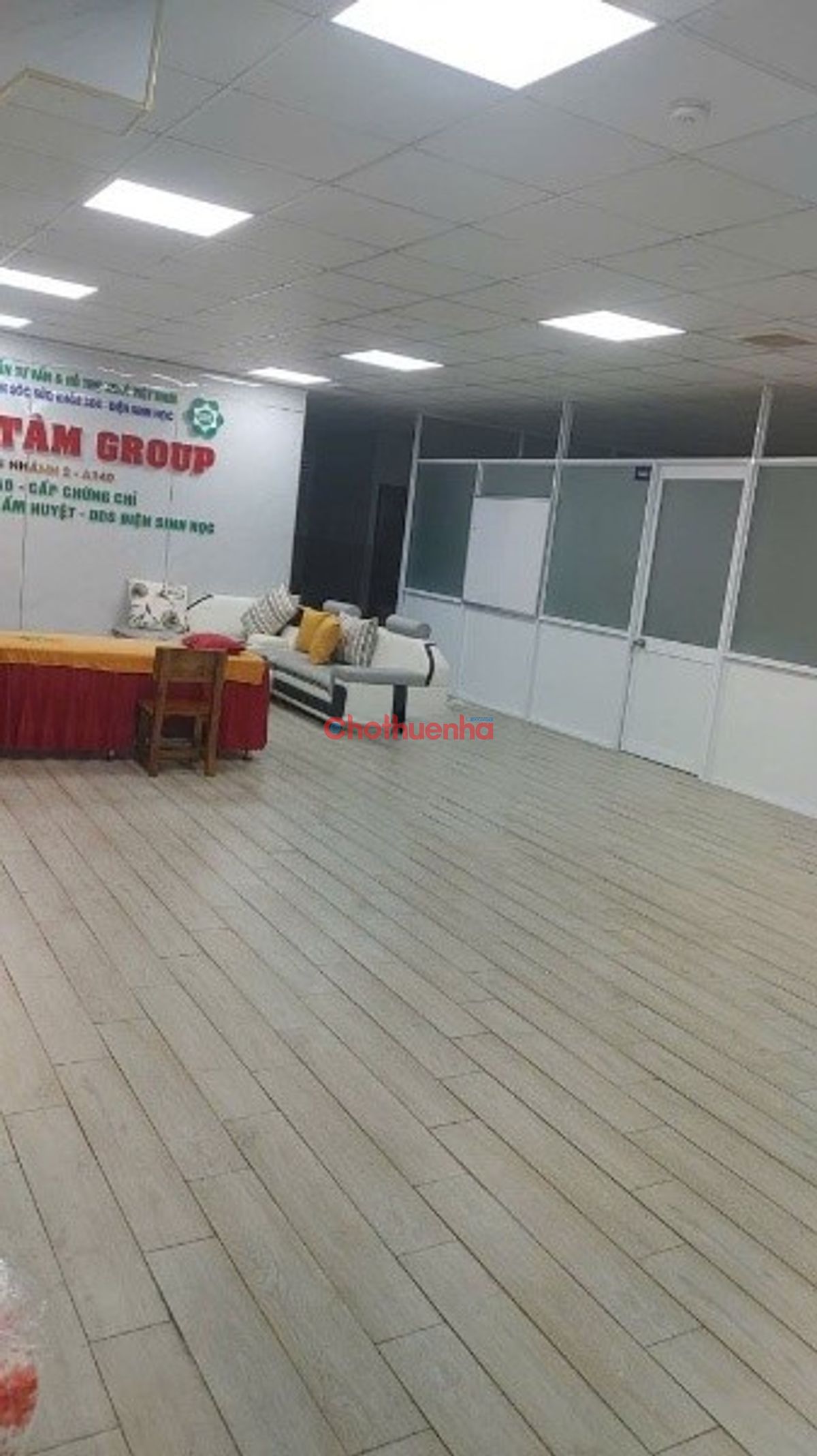CHO THUÊ NHÀ HẺM XE HƠI ĐƯỜNG THÁI PHIÊN, QUẬN 11. DIỆN TÍCH SD 670 M2