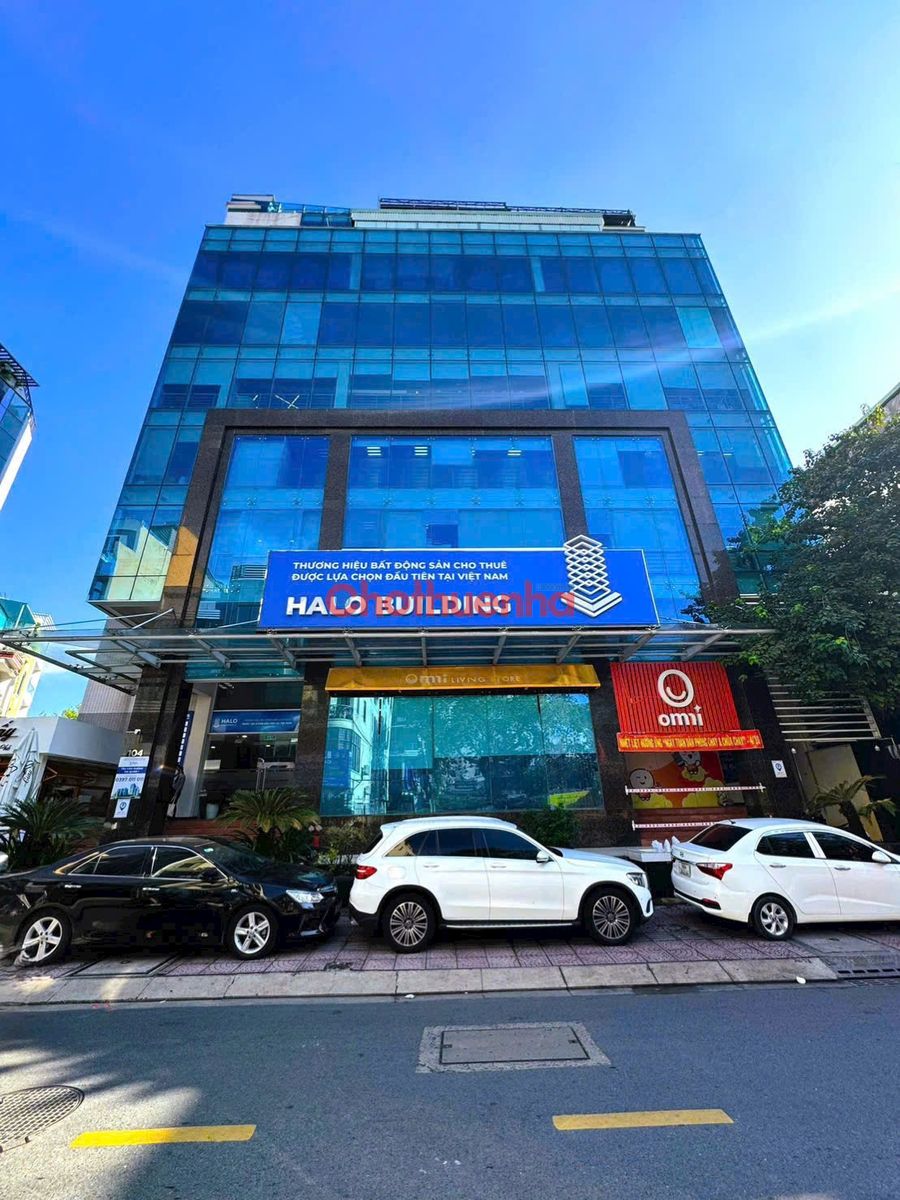 CHO THUÊ NGUYÊN TÒA VĂN PHÒNG HẠNG SANG TẠI 104 MAI THỊ LỰU, P. TÂN ĐỊNH, QUẬN 1, TP.HCM.