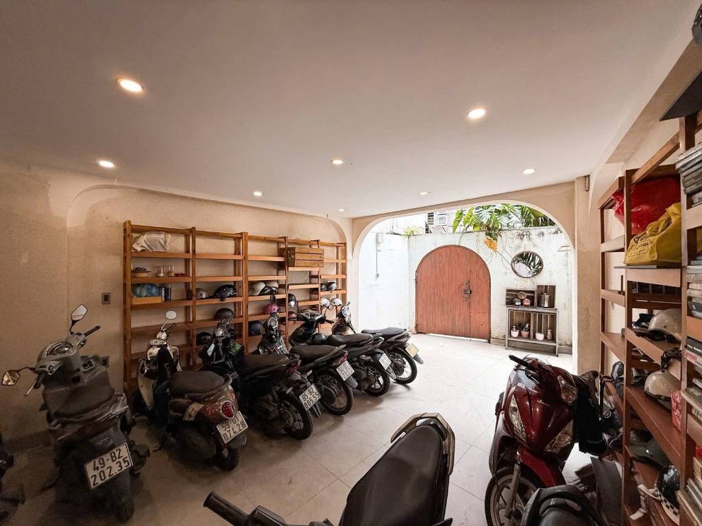 Bán CHDV Hoàng Hoa Thám, Phú Nhuận, 75m², nở hậu, thu nhập 60tr tháng, giá 10,5 tỷ