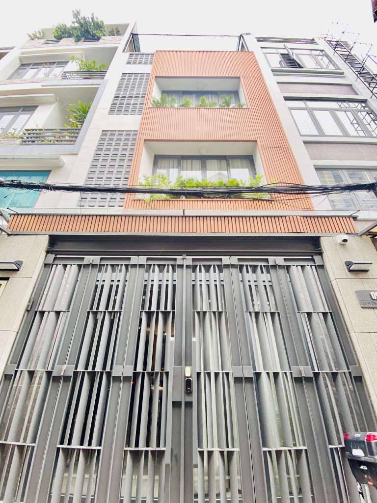Bán nhà Tân Bình, gần ga T3, Cộng Hòa, ô tô thông, 84m², 4 tầng thang máy, 18,5 tỷ