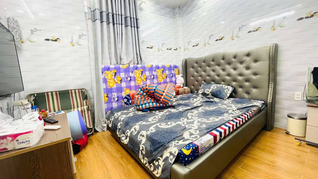 Bán nhà Thích Quảng Đức, Phú Nhuận, giảm chào 2 tỷ, 50m2 5pn, giá 12 tỷ