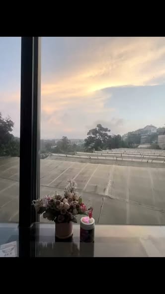Dạ em có việc về quê cần nhượng phòng