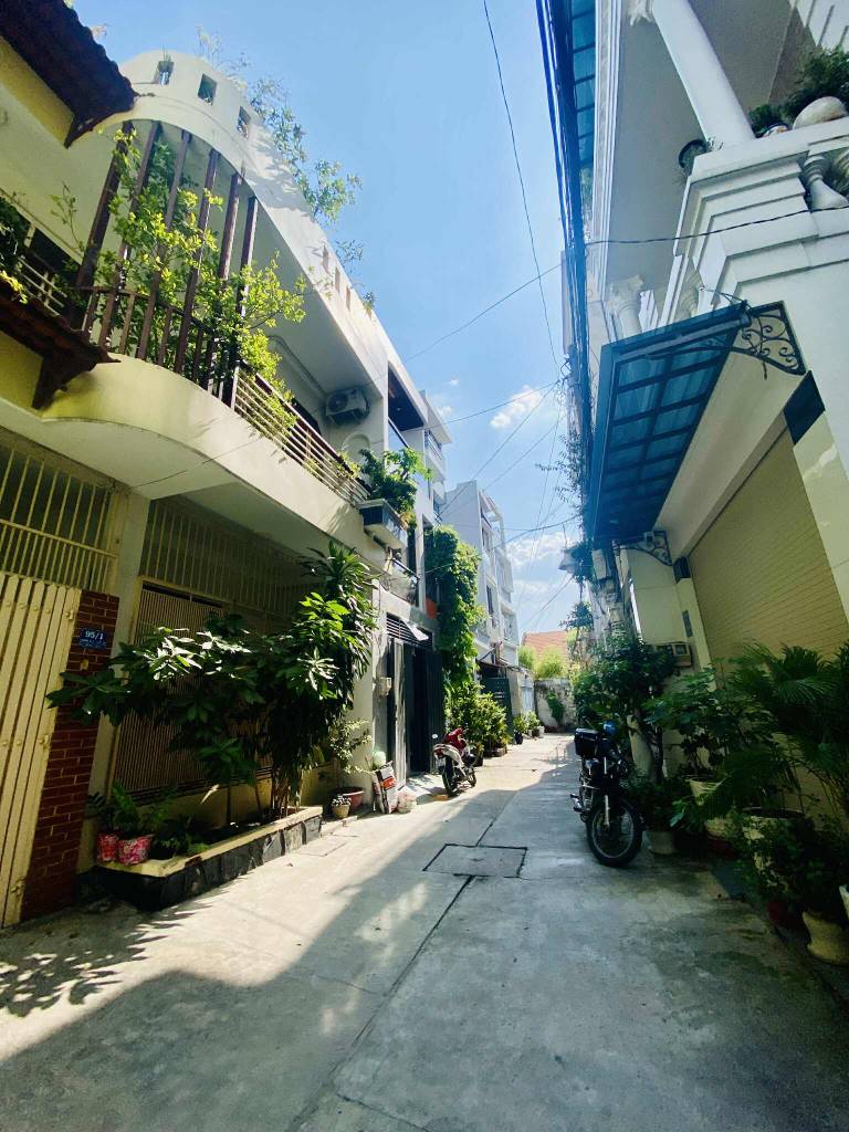 Bán nhà khu CityLand, Gò Vấp, 3 tầng mới, hẻm ô tô 5m, diện tích 98m², giá 5,98 tỷ