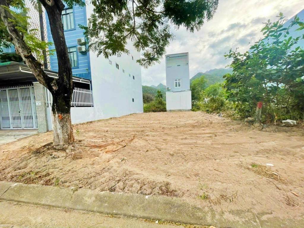 Land for sale, 200 m², Phước Long