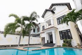bán gấp biệt thự đường Trần Quốc Thảo, Quận 3. Diện tích : 15x24m trệt 3 lầu mới