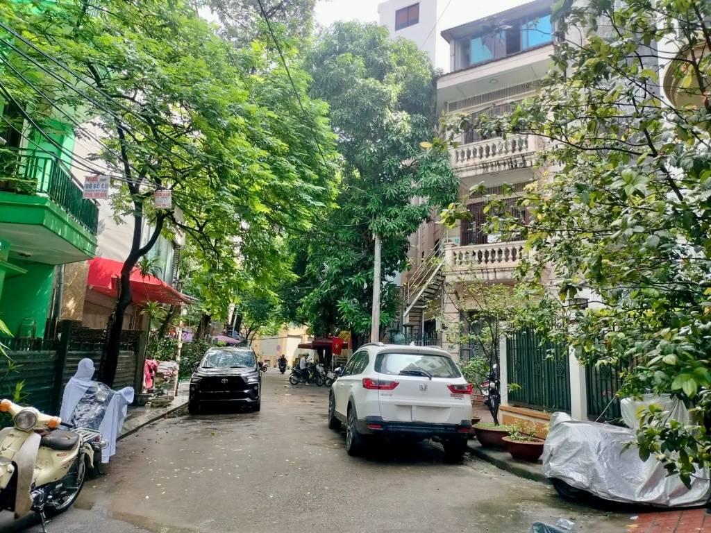 BÁN NHÀ PHÂN LÔ HOÀNG CẦU, 56M², 2 MẶT NGÕ, VỈA HÈ Ô TÔ, GẦN HỒ, 4 TẦNG, Ở KINH DOANH, NHỈNH 26 TỶ