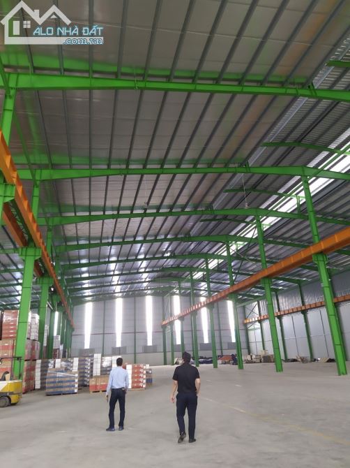 Cần bán 4000m2 kho xưởng tại KCN Nguyên Khê , Đông Anh , phù hợp mọi mô hình .
