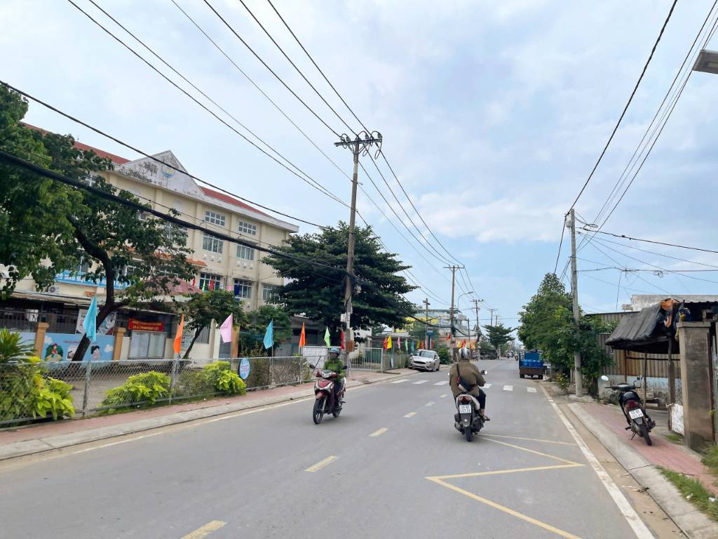 BÁN KHO XƯỞNG MẶT TIỀN DƯƠNG ĐÌNH CÚC, BÌNH CHÁNH, NHÀ KHO NHỎ 300M2