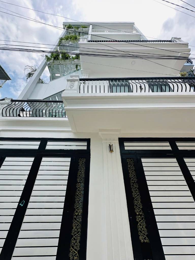 Bán CHDV Đô Đốc Long Tân Phú, 30 phòng thang máy, dòng tiền 170 tr/tháng, giá 22,8 tỷ