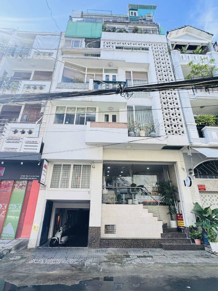 BÁN NHÀ MẶT TIỀN HOA TRÀ, PHÚ NHUẬN, DÒNG TIỀN 1.8 TỶ NĂM, GIÁ NGỘP 55 TỶ