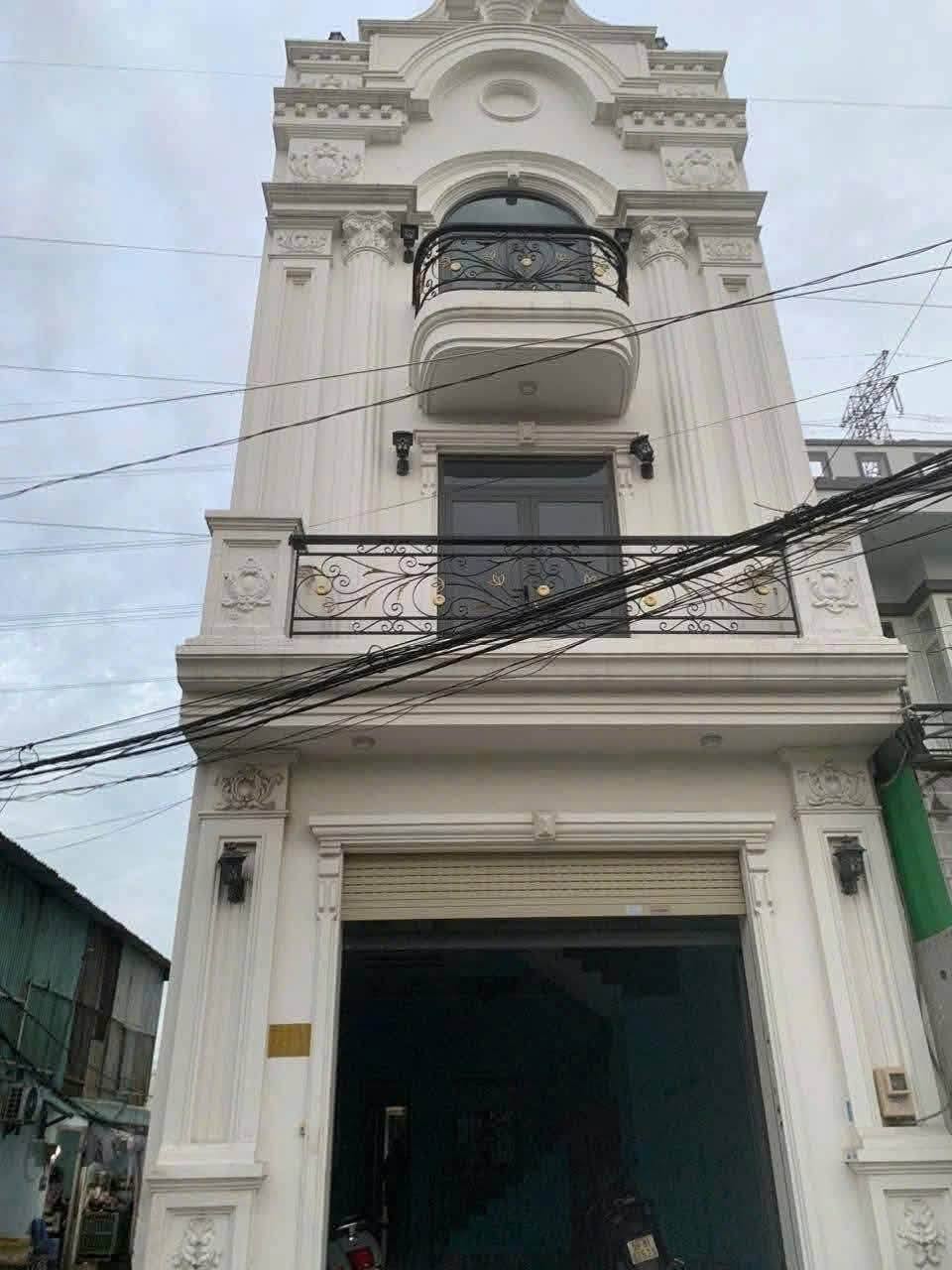 Nhà 3 Lầu 2 Mặt Hẻm Xe Tải