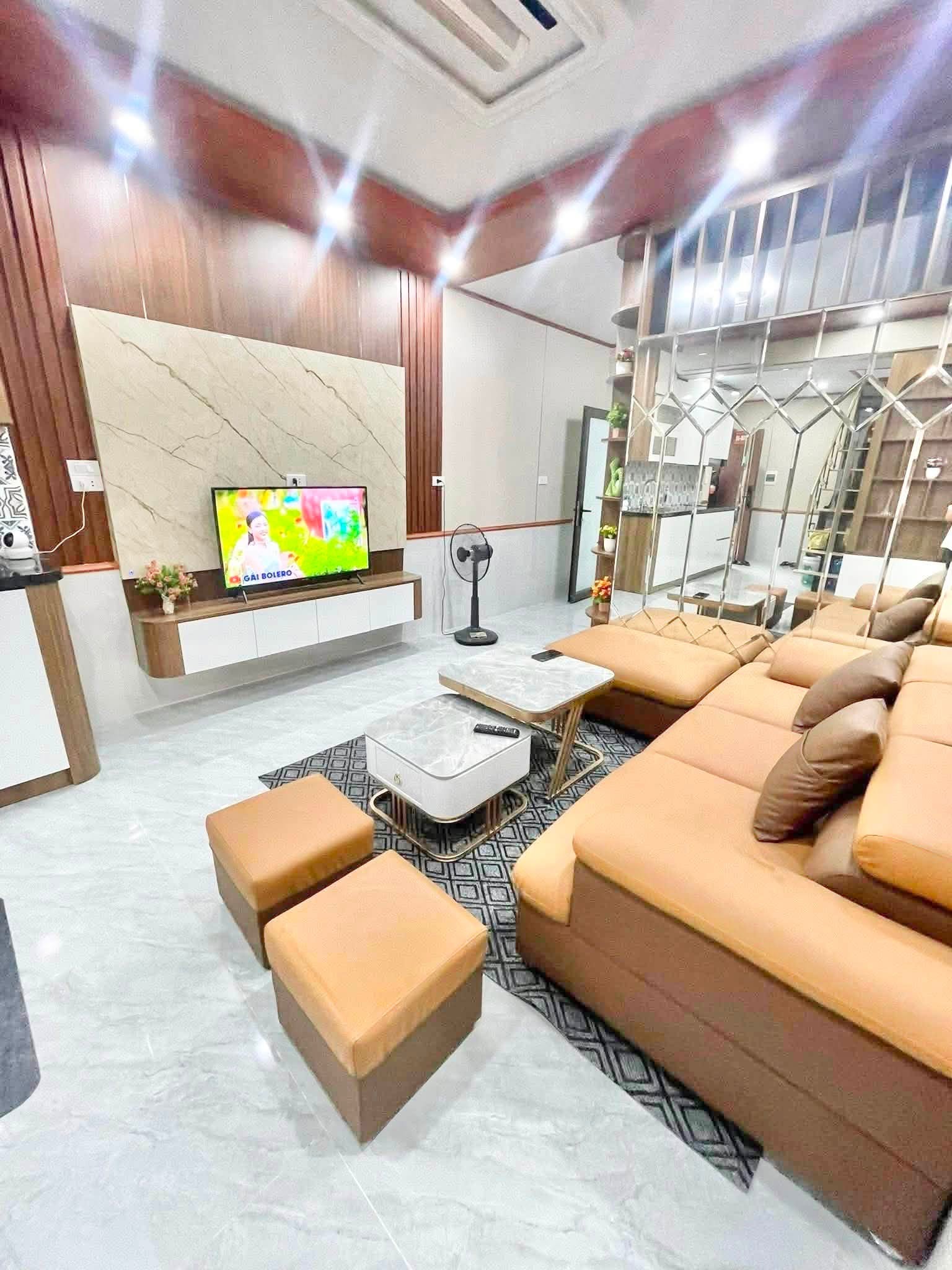 Nhà tập thể Quỳnh Mai