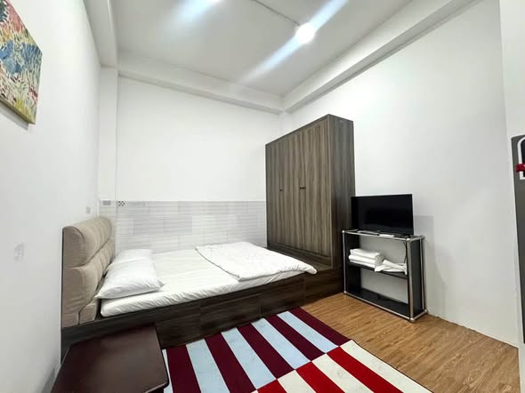 Vòng xoay Lê Đại Hành - 3 tháng 2