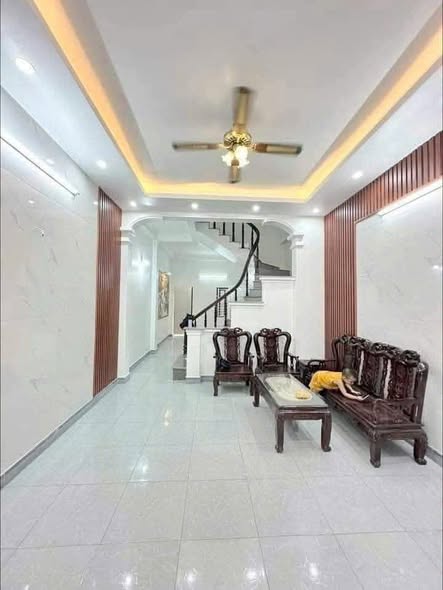 Ngõ Gốc Mít
