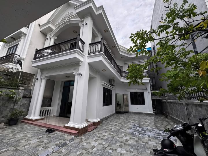 Lê Hồng Phong