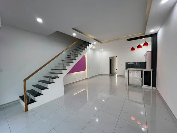 Nhà Oasi Sát Đại Học Việt Đức