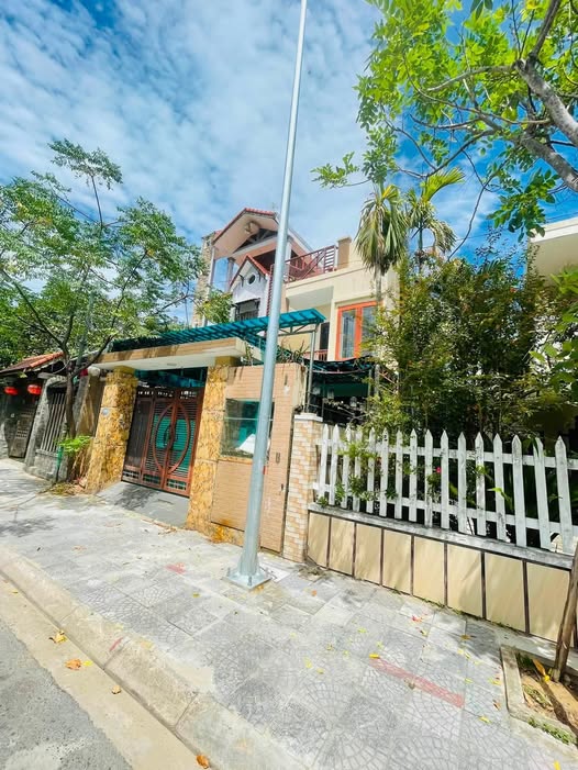 Lê Hồng Phong