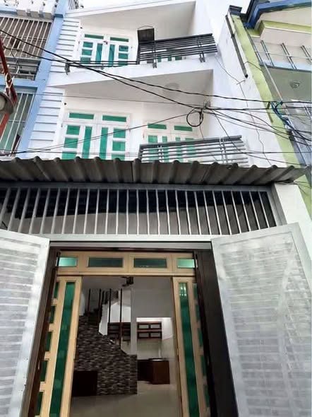 Ni Sư Huỳnh Liên